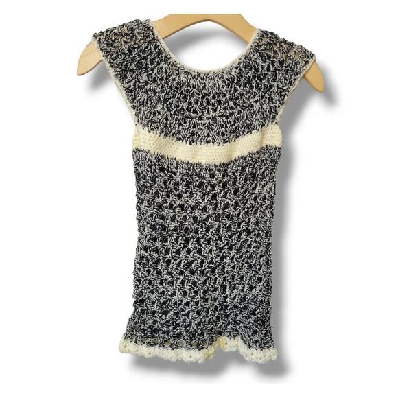 Handmade girls crochet Dress - one size - Picture 3 of 7